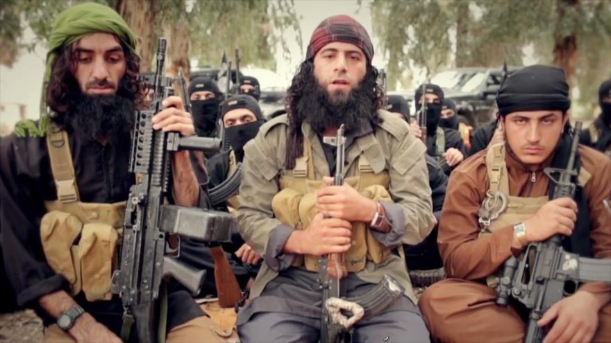 Miembros saudíes del grupo terrorista EIIL (Daesh, en árabe).