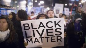 ‘Policía de EEUU asesina a uno de cada 65 jóvenes negros’