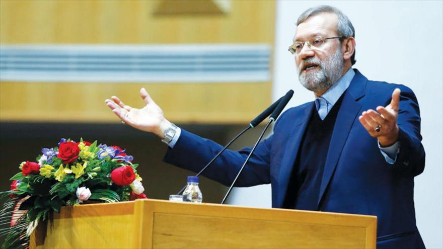 El presidente del Parlamento iraní (Mayles), Ali Lariyani.