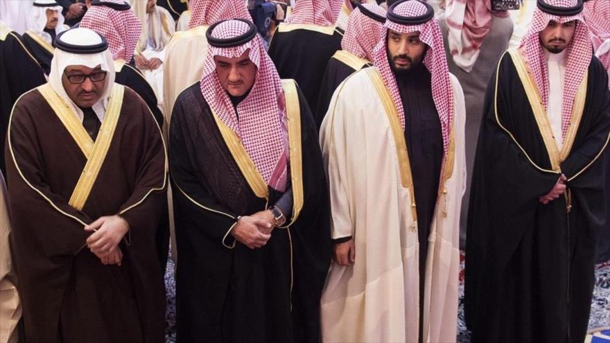 Miembros de la familia real saudí.