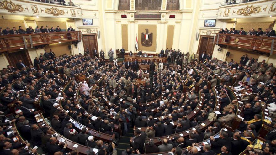 Interior del Parlamento Nacional de Egipto.
