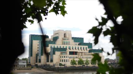 Informe: MI5 intentó reclutar como doble agente a un verdugo de Daesh