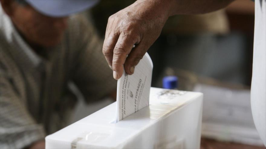 Comienza la carrera electoral a la presidencia en Perú.