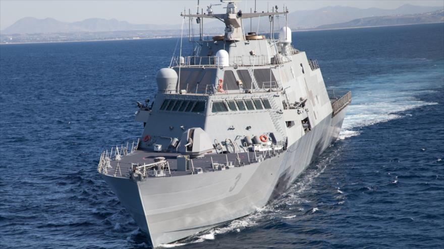 Buque de combate litoral USS Fort Worth (LCS-3).