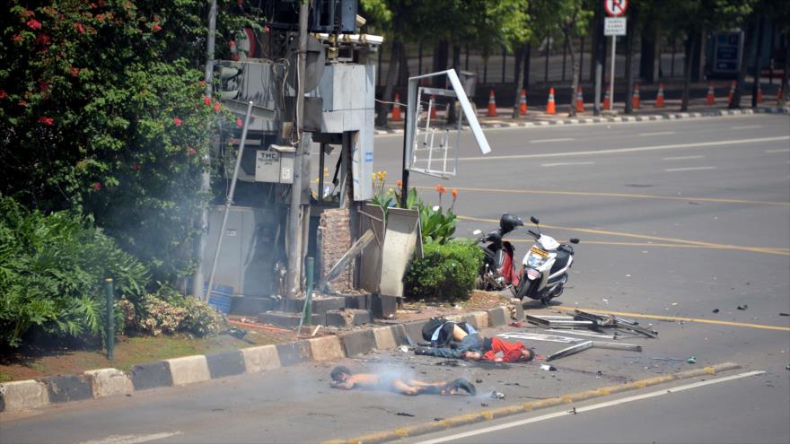 Potentes explosiones en Indonesia dejan siete muertos