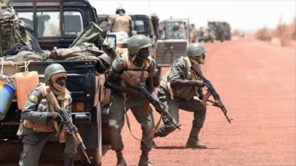 Mueren seis personas en un ataque contra un convoy del Ejército en Malí