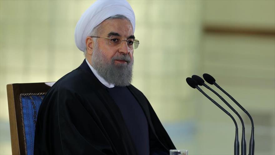 El presidente iraní, Hasan Rohani, ofrece una rueda de prensa a los medios de comunicación nacionales e internacionales, sobre la implementación del acuerdo nuclear Irán-G5+1, 17 de enero de 2016.