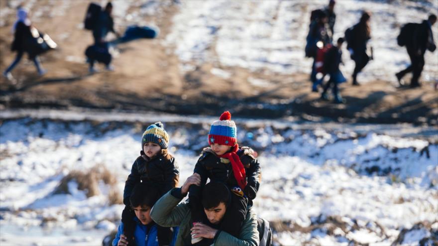 Temperaturas bajo cero amenazan salud de niños migrantes