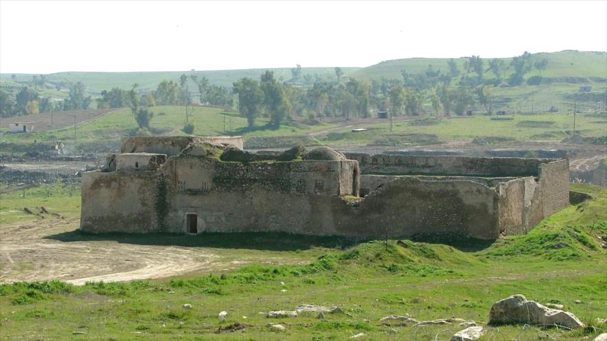 El monasterio de Sal Elías, el más antiguo de Irak, al sur de Mosul, principal bastión de Daesh en el territorio iraquí.