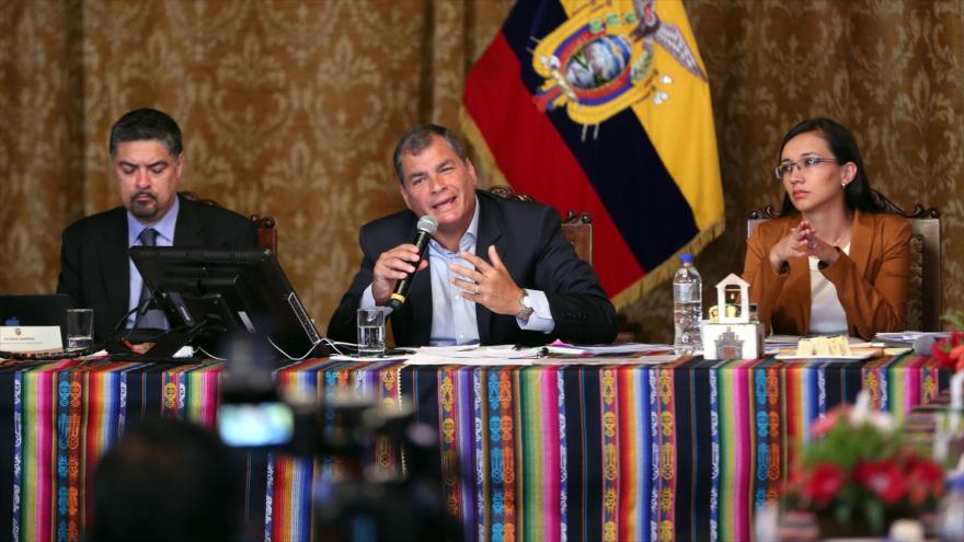 Presidente de Ecuador, Rafael Correa, durante una conferencia de prensa celebrada en el Palacio de Carondelet (sede presidencial), 20 de enero de 2016.