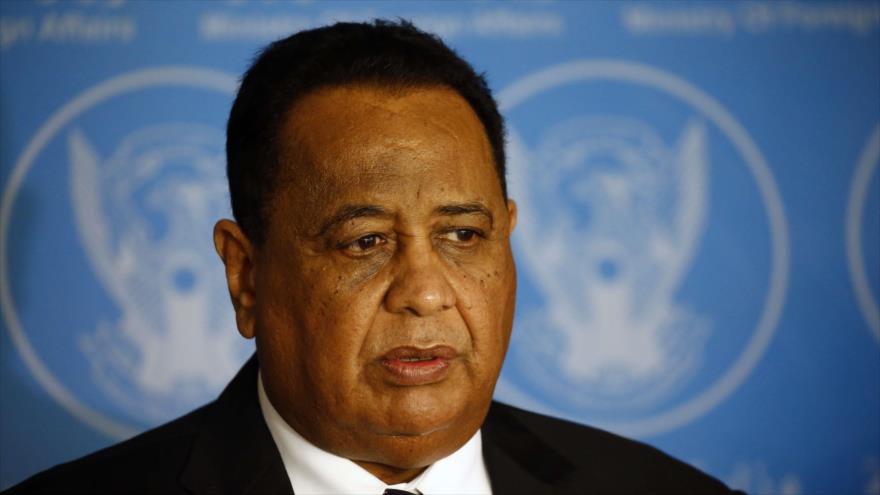El ministro de Asuntos Exteriores de Sudán, Ibrahim Gandur.