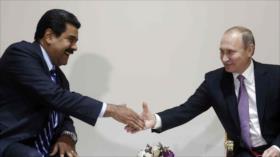 Maduro y Putin analizan vías para estabilizar mercado petrolero