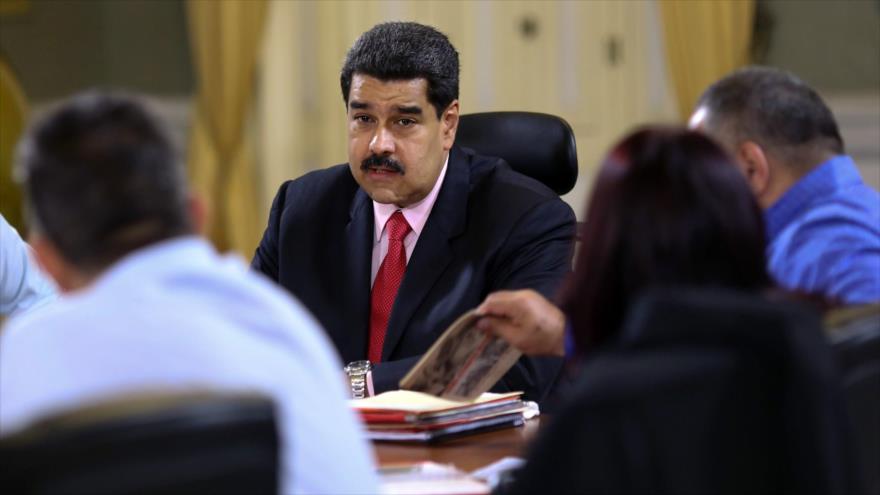 El presidente de Venezuela, Nicolás Maduro, durante una reunión en el Palacio de Miraflores, en Caracas, el 22 de enero, 2016.