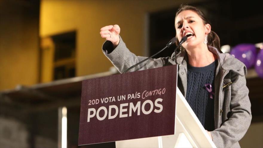 La portavoz en el Senado español de Podemos, Irene Montero, en un mitin electoral en la isla de Gran Canaria (sudoeste), 11 de diciembre de 2016.