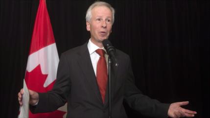 Canadá busca normalizar sus relaciones con Rusia