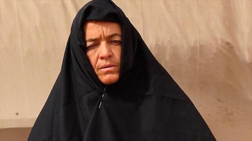 La misionera suiza Beatrice Stockly en un video difundido por el grupo terrorista Al-Qaeda en el Magreb (AQMI).