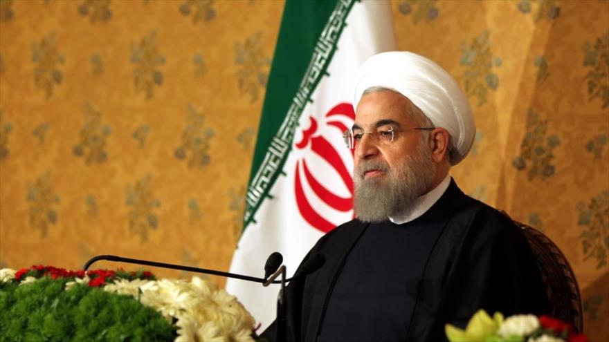 El presidente iraní, Hasan Rohani, durante una conferencia de prensa en Roma, capital italiana, 27 de enero de 2016.
