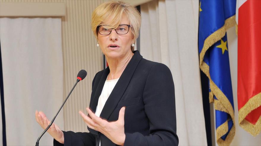 Roberta Pinotti, la secretaria de Defensa de Italia.