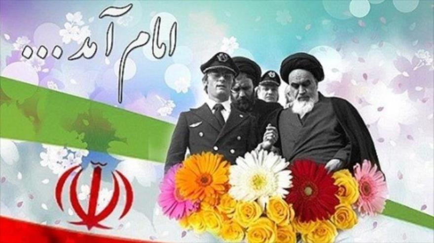El fundador de la República Islámica, el ayatolá Jomeini (dcha.), regresó a Irán desde el exilio el 1 de febrero de 1979.