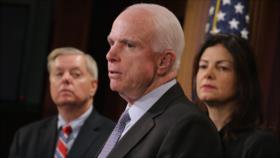 McCain: La mayoría de los países europeos busca evadir las sanciones contra Rusia