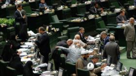Aprueban a 1500 candidatos más para comicios legislativos en Irán