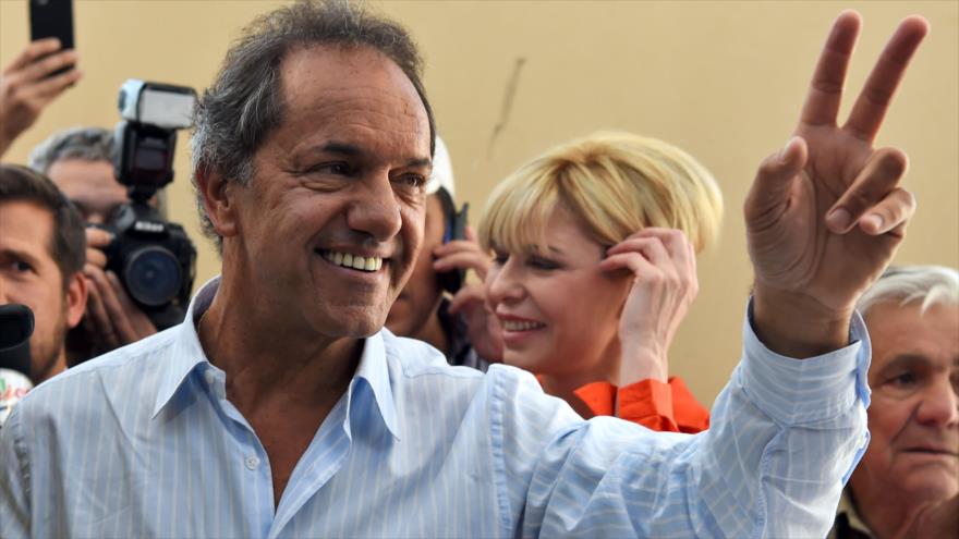 EL exandidato presidencial peronista en las elecciones argentinas del 2015, Daniel Scioli.
