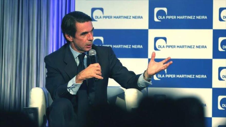 El expresidente del Gobierno José María Aznar, durante su participación en el coloquio "Colombia: perspectivas y desafíos en la globalización", celebrado en Bogotá el 2 de febrero de 2016.