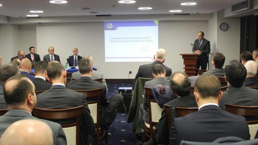 Una clase en el colegio militar de la Organización del Tratado del Atlántico Norte (OTAN).