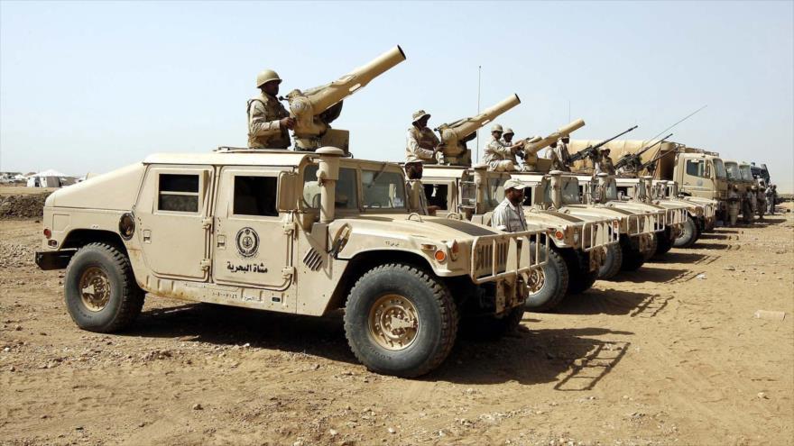 Vehículos militares Humvee del Ejército saudí.