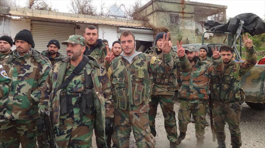 Soldados del Ejército sirio desplegados en la provincia noroccidental de Latakia.