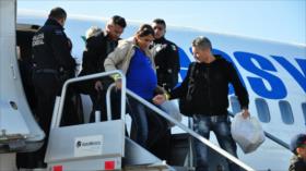 Primer grupo de migrantes cubanos llega a frontera México-EEUU