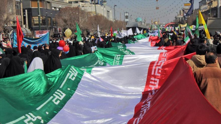 Cada rincón en Irán festeja la victoria de Revolución Islámica
