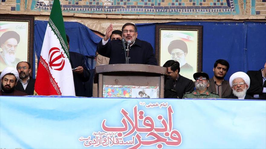 Ali Shamjani, secretario del Consejo Supremo de Seguridad Nacional de Irán, en el 37º aniversario de la victoria de la Revolución Islámica de Irán en Yazd. 11 de febrero de 2016