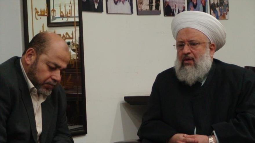 Abu Marzuq (izda.), jefe adjunto de la dirección política de HAMAS, y Maher Hamud, secretario general del Consejo de Ulemas de la Resistencia de El Líbano.