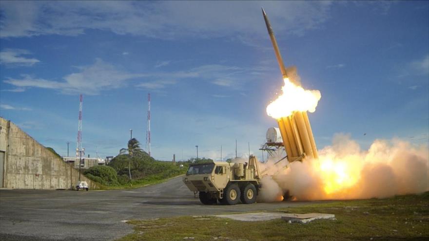 Un batería del sistema móvil antimisiles THAAD. 