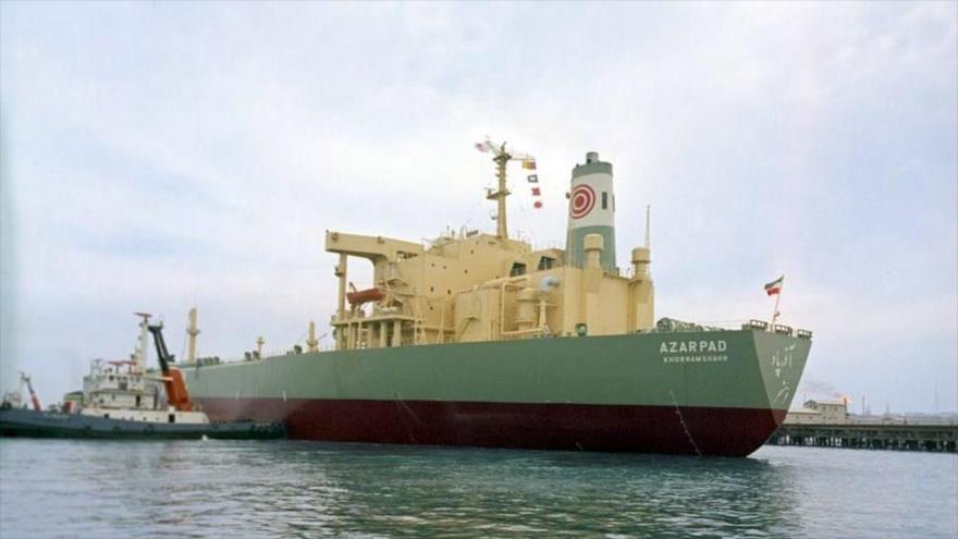 Buque petrolero iraní de 230.000 toneladas.