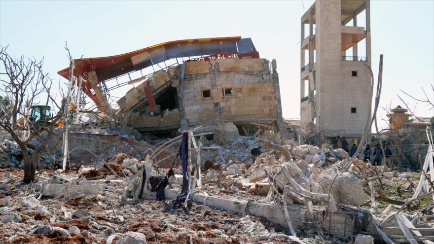 Los escombros de un hospital de MSF en Maaret al-Numan, noroeste de Siria, tras recibir varios bombardeos, 15 de febrero de 2016.