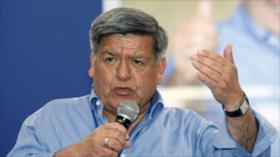 Candidatura de Acuña se retiraría del proceso electoral en Perú por regalar dinero a electores