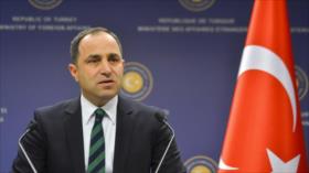 Turquía censura apoyo de EEUU a kurdos sirios 