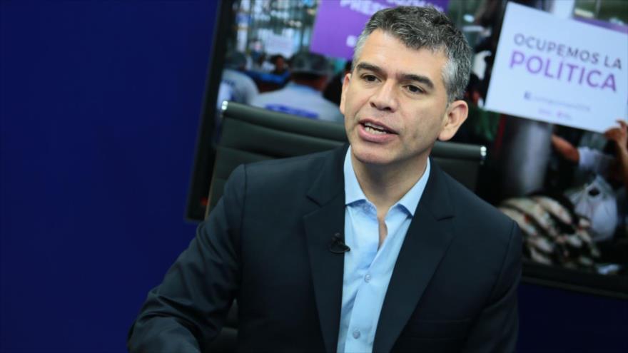 El candidato presidencial de Perú, Julio Guzmán.