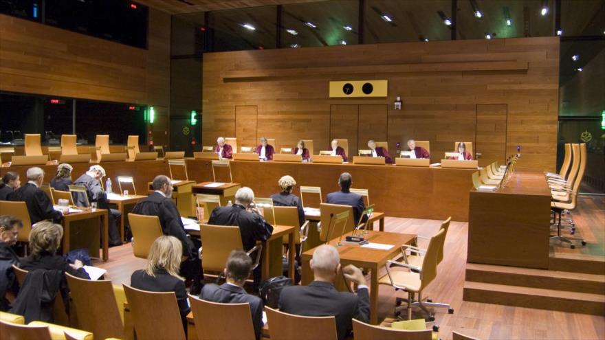 El Tribunal de Justicia de la Unión Europea (UE).