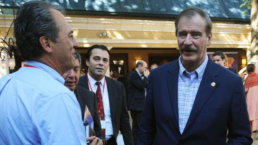 El expresidente mexicano Vicente Fox (derecha).