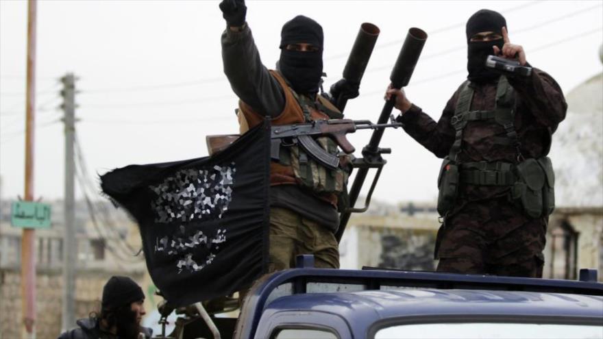 Integrantes del grupo terrorista Frente Al-Nusra, rama de Al-Qaeda, en Siria.