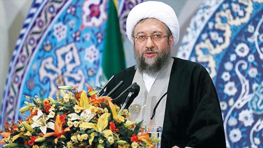 El presidente del Poder Judicial de Irán, el ayatolá Sadeq Amoli Lariyani.