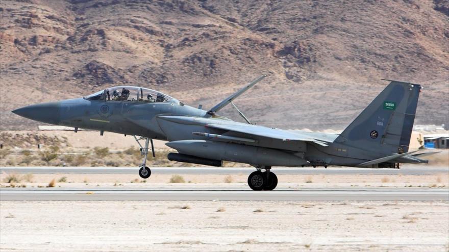 Un cazabombardero saudí F-15 Strike Eagle, de producción estadounidense.
