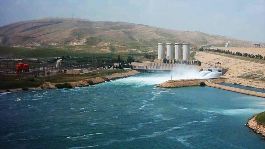 La presa de Mosul, la más grande de Irak.