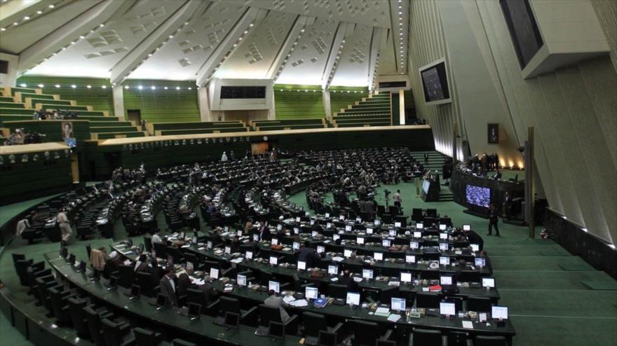 La Asamblea Consultiva Islámica de Irán (Mayles).