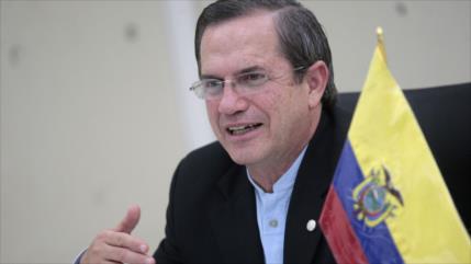Canciller Ricardo Patiño, nuevo ministro de Defensa de Ecuador