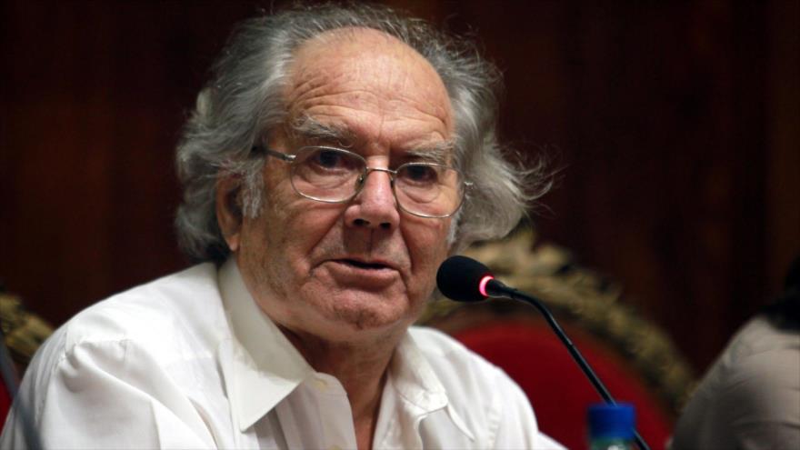 El premio Nobel de la Paz 1980, Adolfo Pérez Esquivel.