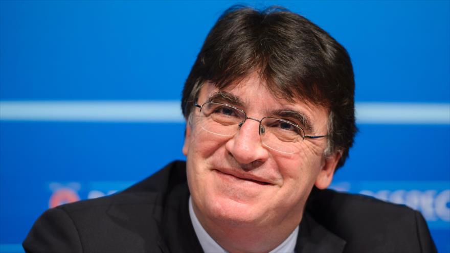 El nuevo secretario general de la UEFA, el griego Theodore Theodoridis.
